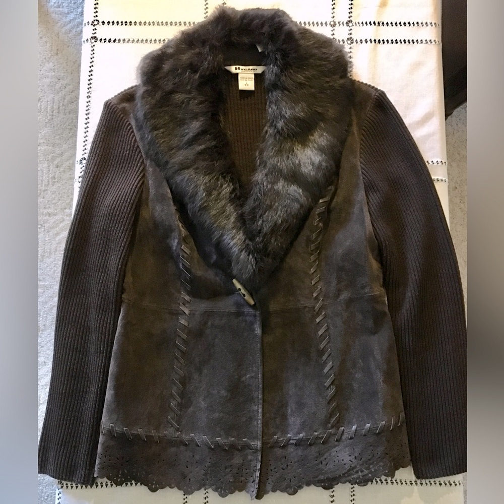 Dark Brow leather and knitted Blazer with wooden button 28’ length